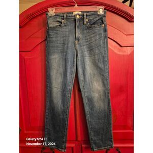 Universal Thread 4 27 Reg High Rise Slim Straight Stretch Jeans Denim Not a Spot